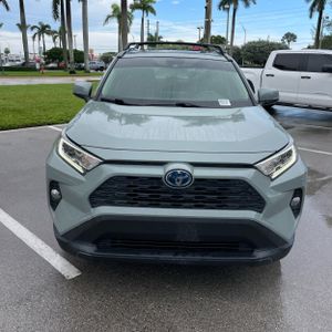 صورة 14 لـ 2021 Toyota RAV4 HYBRID XLE
