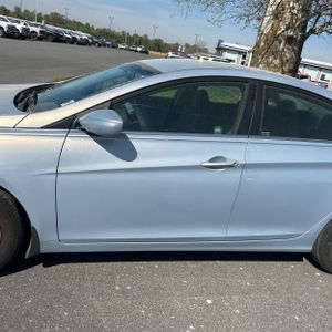 HYUNDAI SONATA GLS - 4