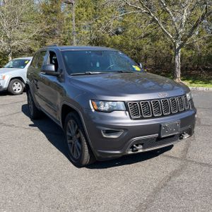 JEEP GRAND CHEROKEE LIMITED 75TH ANNIVERSARY - 9
