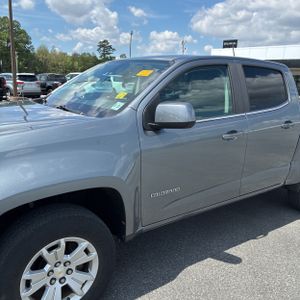 CHEVROLET COLORADO LT - 2