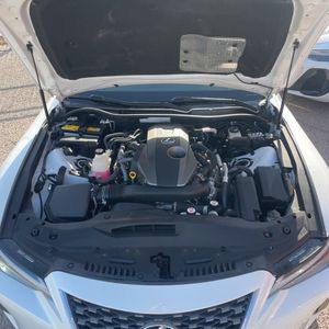2022 Lexus IS 300 BASE — миниатюра 42