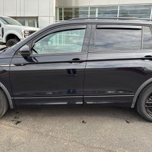 VOLKSWAGEN TIGUAN SE R-LINE BLACK - 4