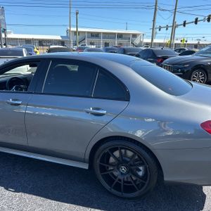 MERCEDES-BENZ E-CLASS AMG - 6