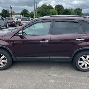 2011 KIA SORENTO LX — фото 4