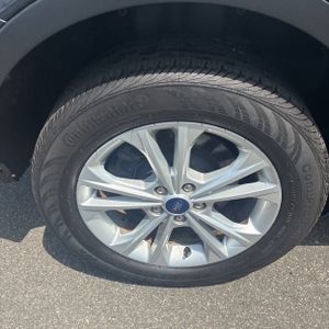 صورة مصغرة 19 لـ 2018 FORD ESCAPE SEL