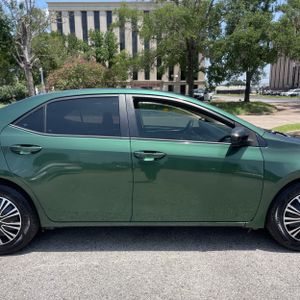 صورة مصغرة 11 لـ 2015 Toyota COROLLA LE