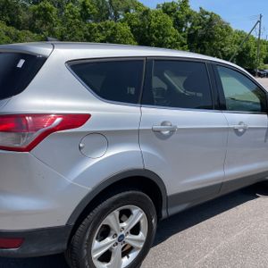 FORD ESCAPE SE - 9