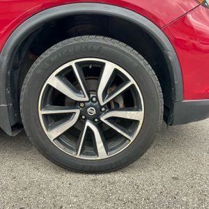 2017 Nissan ROGUE SL 照片 20
