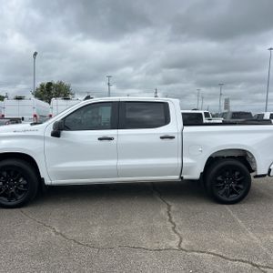 CHEVROLET SILVERADO 1500 CUSTOM - 4