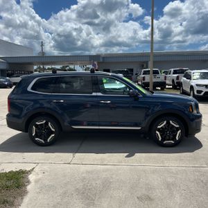 KIA TELLURIDE S - 10