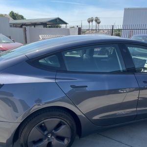 TESLA MODEL 3 BASE - 9
