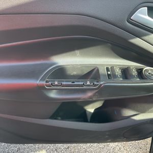 صورة مصغرة 40 لـ 2018 FORD ESCAPE SE