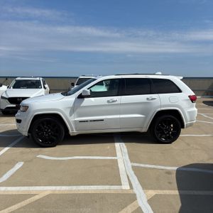 2018 JEEP GRAND CHEROKEE ALTITUDE — фото 3