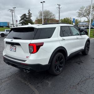 FORD EXPLORER ST - 8
