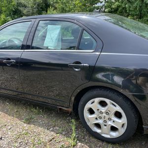 FORD FUSION SE - 6