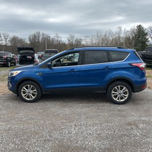 FORD ESCAPE SE - 3