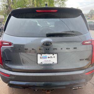 KIA TELLURIDE EX - 7