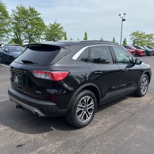 FORD ESCAPE SEL - 8