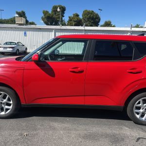 KIA SOUL LX - 4
