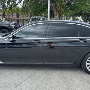 BMW 7 SERIES 740I - 4