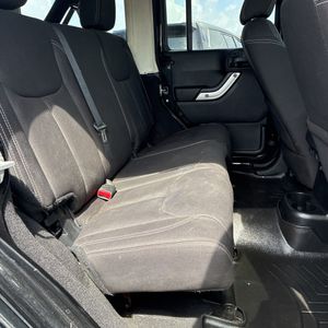 2015 JEEP WRANGLER UNLIMITED SAHARA — миниатюра 35