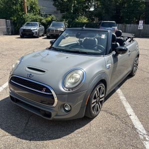 صورة 1 لـ 2020 MINI CONVERTIBLE COOPER S