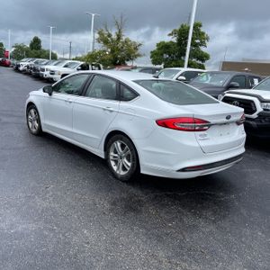 FORD FUSION SE - 4