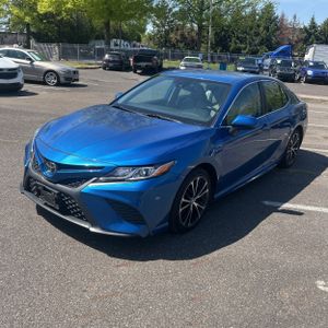 TOYOTA CAMRY - 1