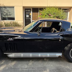 CHEVROLET CORVETTE - 4