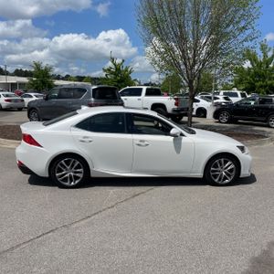 LEXUS IS 300 BASE - 10