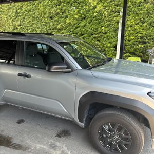 2025 Toyota 4RUNNER SR5 缩略图 13
