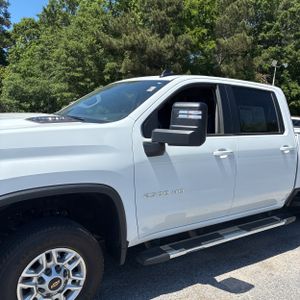 CHEVROLET SILVERADO - 2