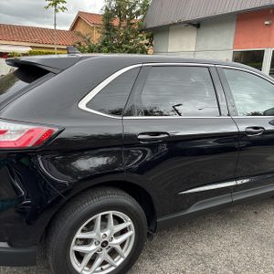 FORD EDGE SEL - 8