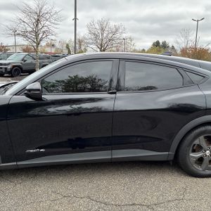 FORD MUSTANG MACH-E SELECT - 4