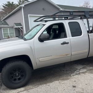 Chevrolet Silverado 1500 Work Truck - 2