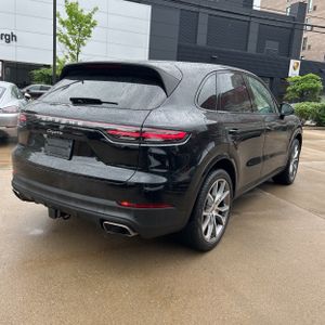 PORSCHE CAYENNE - 8