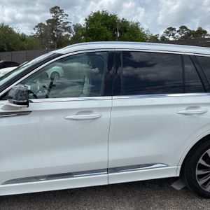 LINCOLN AVIATOR BLACK LABEL GRAND TOURING - 4