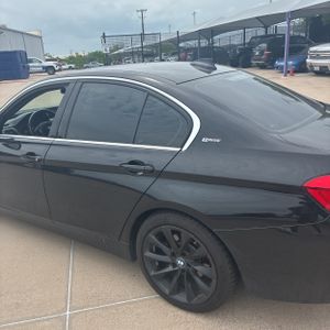 BMW 330E IPERFORMANCE - 6