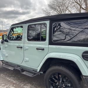 JEEP WRANGLER SAHARA 4XE - 6