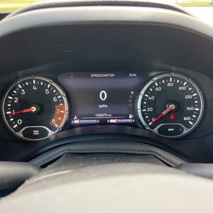 2022 JEEP RENEGADE LATITUDE 照片 40