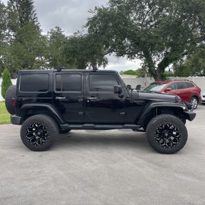 2017 JEEP WRANGLER UNLIMITED SAHARA — фото 10