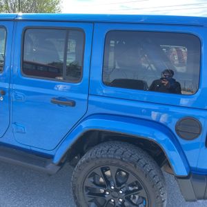 JEEP WRANGLER 4XE SAHARA 4X4 - 6