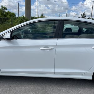 2018 Hyundai SONATA SE 照片 4