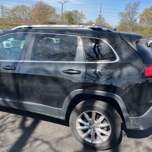 JEEP CHEROKEE LIMITED - 6