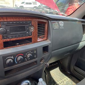 صورة مصغرة 54 لـ 2006 Dodge RAM 3500 ST