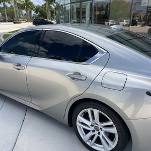 LEXUS IS 300 BASE - 6