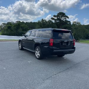 2016 Chevrolet SUBURBAN LT — фото 5