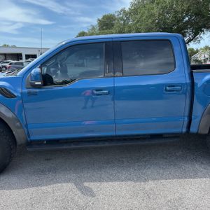 FORD F-150 RAPTOR - 4