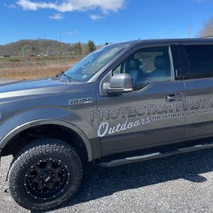 FORD F-150 LARIAT - 2