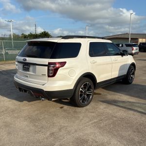 FORD EXPLORER SPORT - 8
